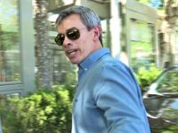 El padre de Íñigo Onieva llega de México junto a su pareja para asistir a la pedida de mano: "Estamos muy felices"