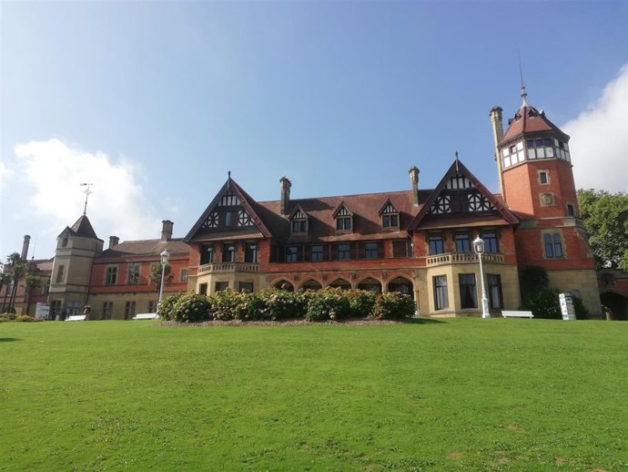Archivo - Palacio Miramar en San Sebastián