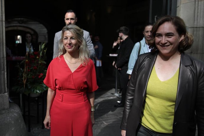 Díaz y Colau en La Rambla