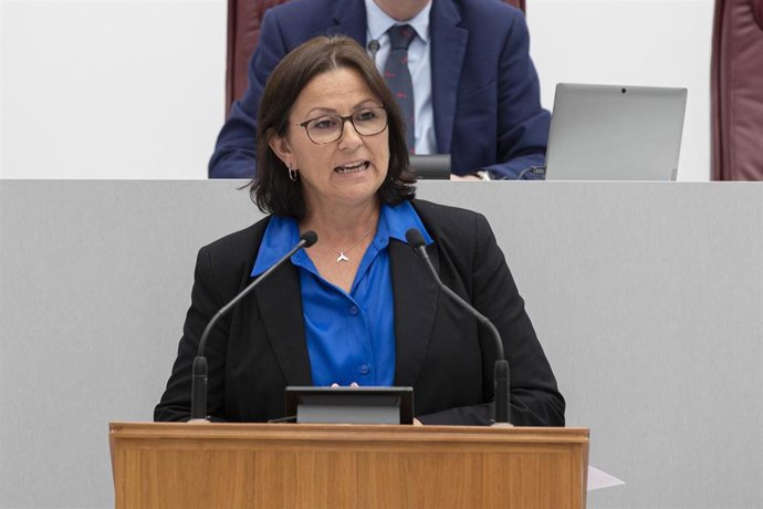 Archivo - La diputada regional del PSRM, Magdalena Sánchez