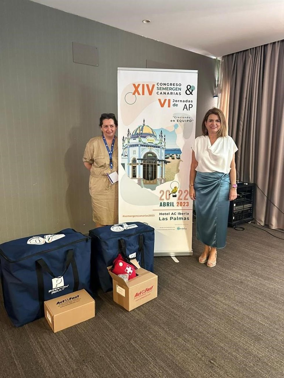 La directora del Servicio Canario de la Salud, Elizabeth Hernández, participó este sábado, 22 de abril, en el acto de clausura del XIV Congreso de la Sociedad Española de Médicos de Atención Primaria (SEMERGEN-Canarias) y las VI Jornadas de Atención Pri