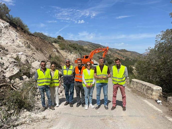 Visita técnica a las obras de la carretera de acceso a Arbuniel desde la A-44