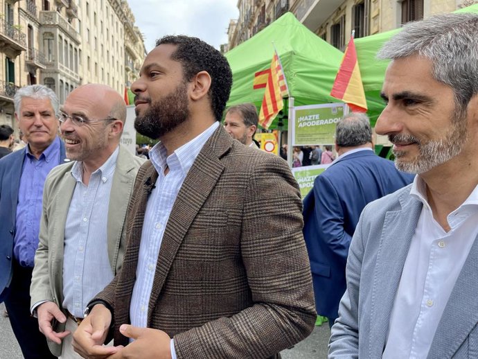 Buxadé, Garriga i De Oro-Pulido passejant per Sant Jordi