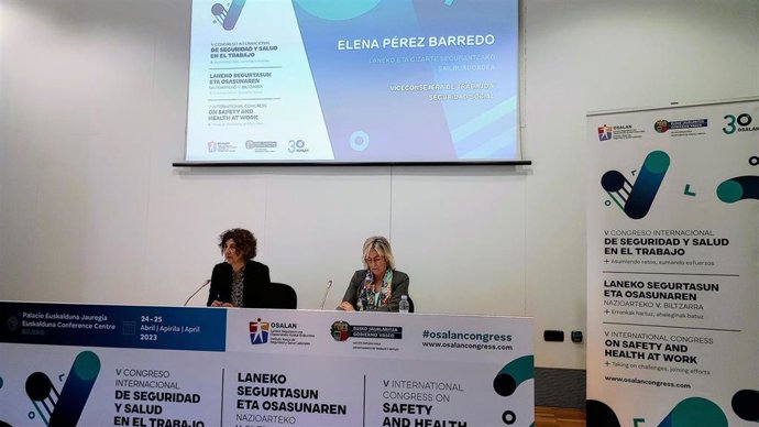 Elena Pérez Barredo y Lourdes Iscar