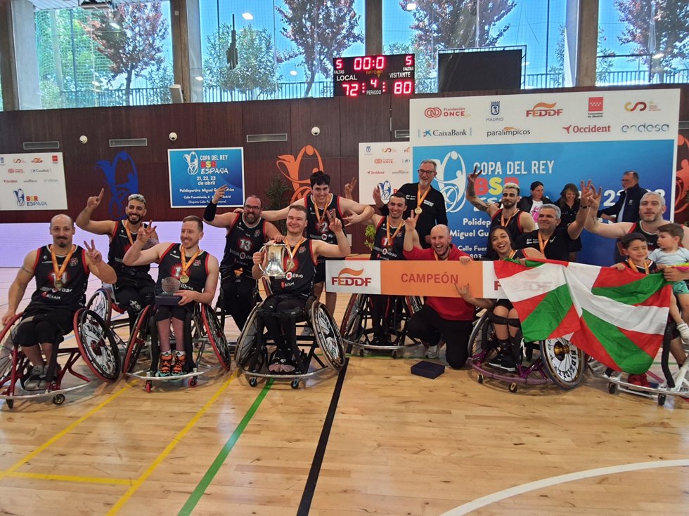 Bidaideak sorprende al Amiab Albacete y retiene la Copa del Rey de baloncesto en silla
