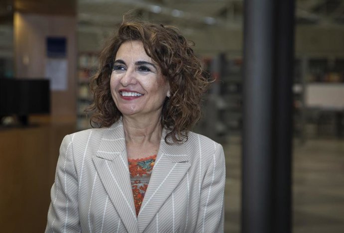 Archivo - La ministra de Hacienda, María Jesús Montero, archivo 