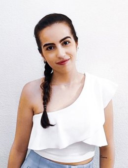 La poeta cartagenera Desirée Beltrán