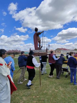 Procesión de San Jorge en Aguasal.