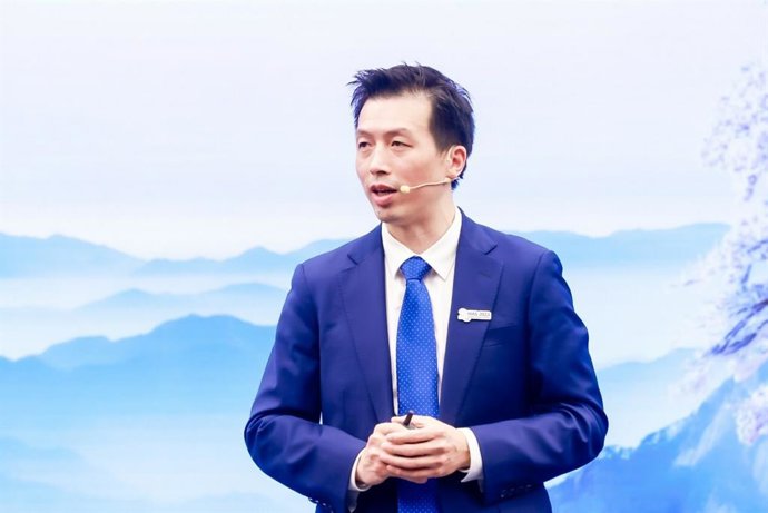 Peng Song durante su intervención