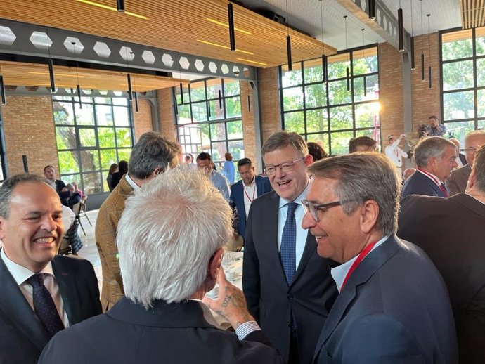 El president de la Generalitat, Ximo Puig, durante el ciclo de Conferencias Circulares del Cámara Business Club de Cámara de Alicante.