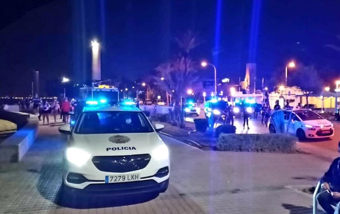 Archivo - Dispositivo de vigilancia de la Policía Local el pasado 6 de junio.