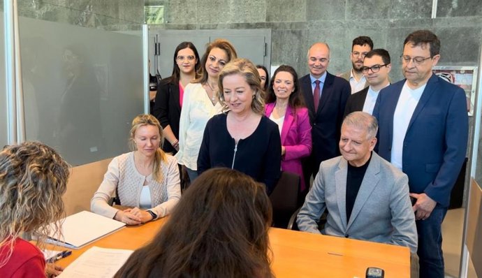 Coalición Canaria presenta la lista electoral al Parlamento de Canarias por la isla de Tenerife en la Junta Electoral Provincial