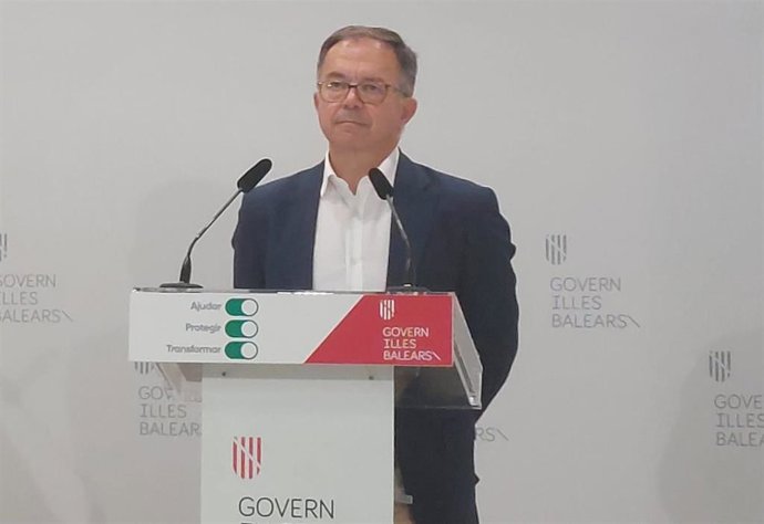 El conseller de Movilidad y Vivienda, Josep Marí, en rueda de prensa posterior al Consell de Govern