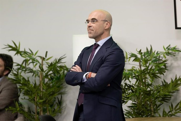 Archivo - El vicepresidente de Acción Política y eurodiputado de VOX, Jorge Buxadé