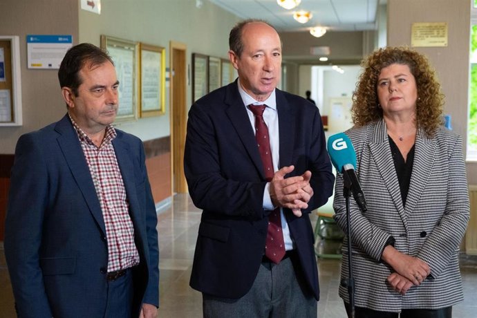 La directora xeral de FP, Eugenia Pérez, y el director xeral de Centros e Recursos Humanos, Jesús Álvarez.