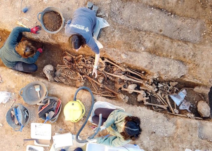 Finalizan las tareas de exhumación en Son Coletes con la recuperación de al menos 131 víctimas, 10 de ellas mujeres.