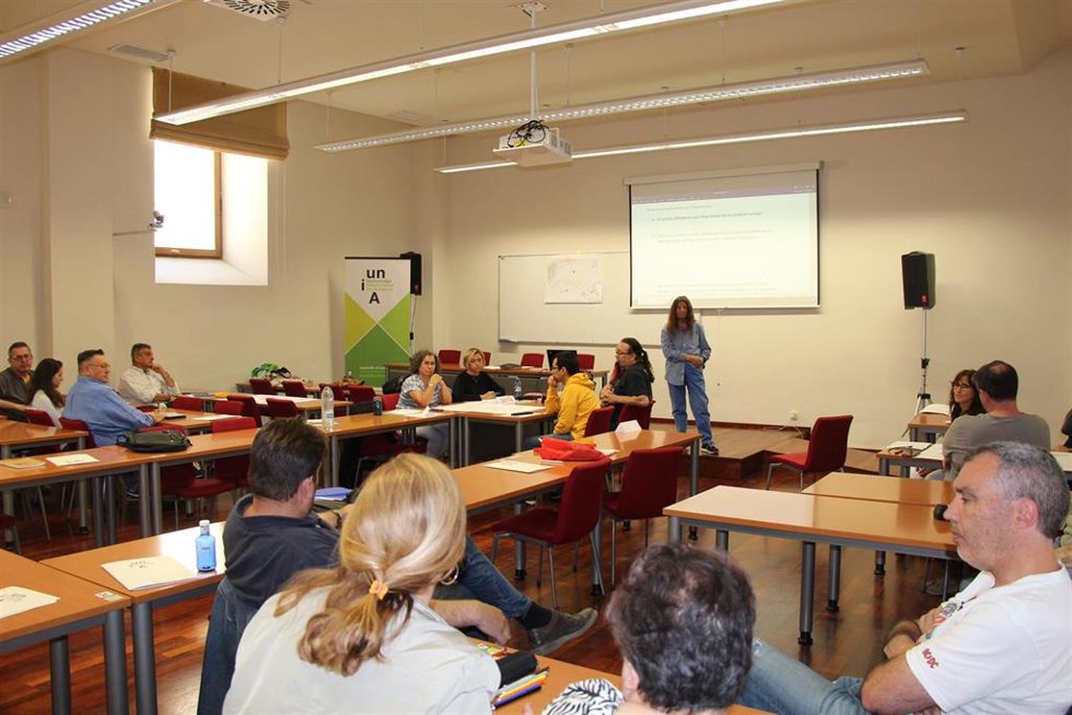 Alumnado del taller 'Entendiendo la huella ecológica en el proceso de trabajo'