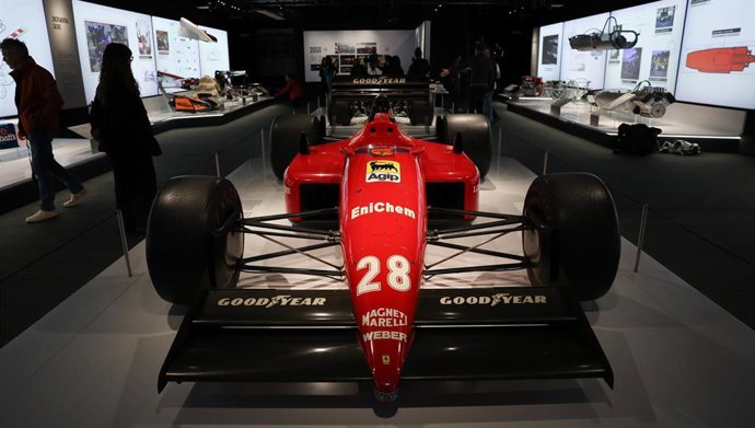 Archivo - El Ferrari F187 durante la primera exposición oficial de Fórmula 1, en el recinto ferial de la Feria de Madrid