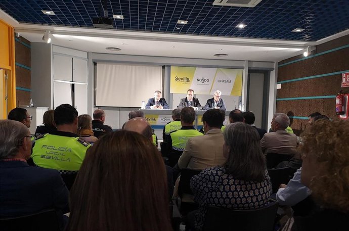 Reunión de Cecop especial para la Feria de Sevilla.