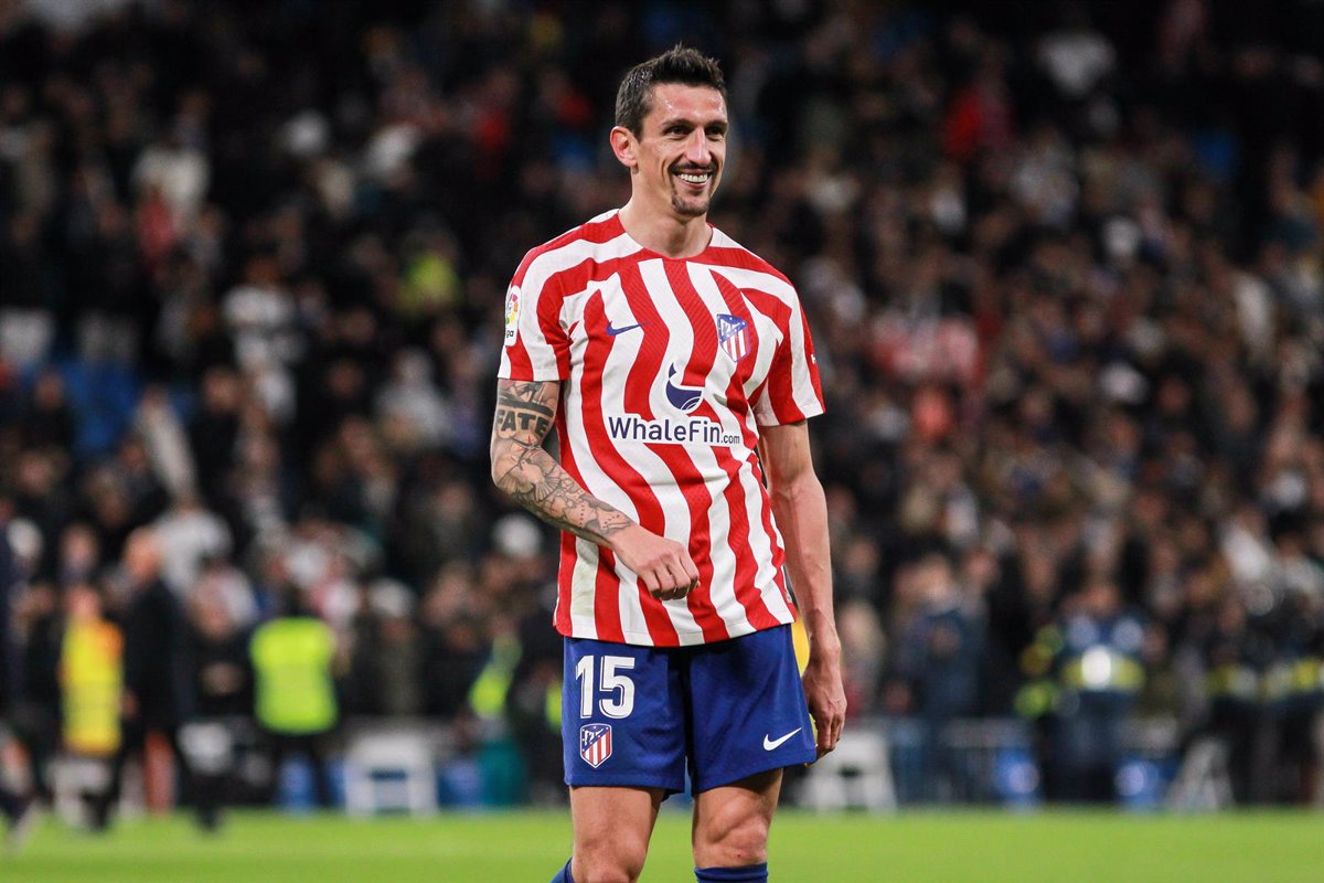 “Atletico Madrid’s Stefan Savic Out Indefinitely with Foot Injury After FC Barcelona Match”