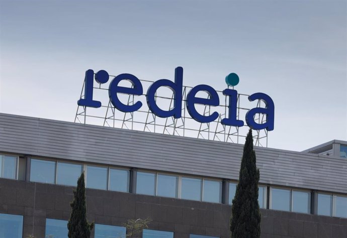 Fachada de la sede de Red Eléctrica Corporación, en Madrid (España). 