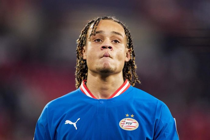 Archivo - Xavi Simons durante un partido con el PSV