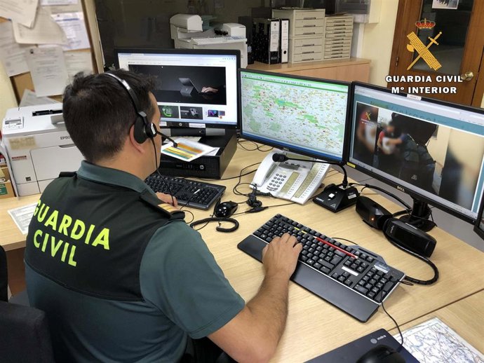 Archivo - La Guardia Civil de La Rioja alerta de la estafa del "falso técnico de Microsoft"