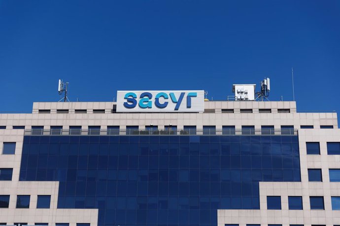 Fachada de la sede de Sacyr, a 27 de marzo de 2023, en Madrid (España)