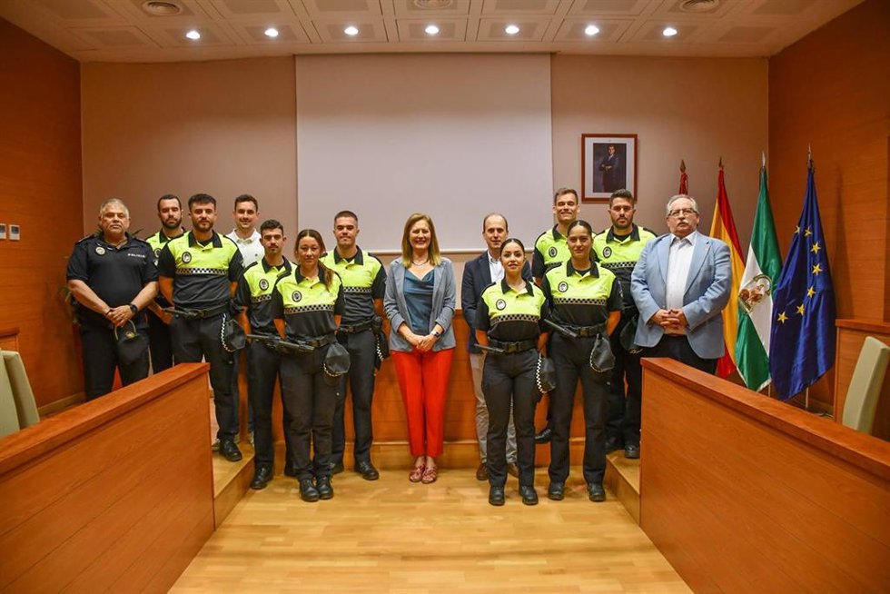 Osuna recibe a diez agentes en prácticas