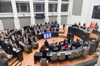 Despedidas entre lágrimas, guiños electorales y un CS fracturado echan la persiana del mandato en Cibeles