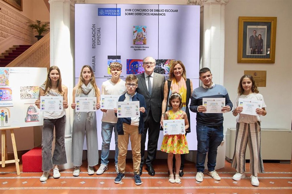 Entrega de los XVIII Premios del Concurso Escolar de Dibujo sobre DDHH