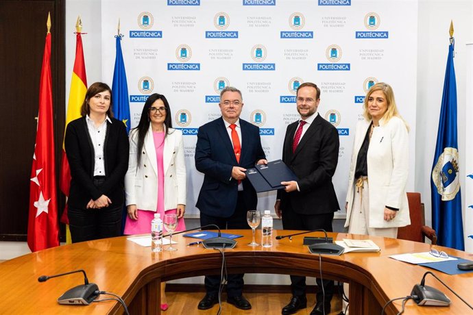 Navantia y la Politénica de Madrid firman un convenio para crear una cátedra sobre robótica submarina