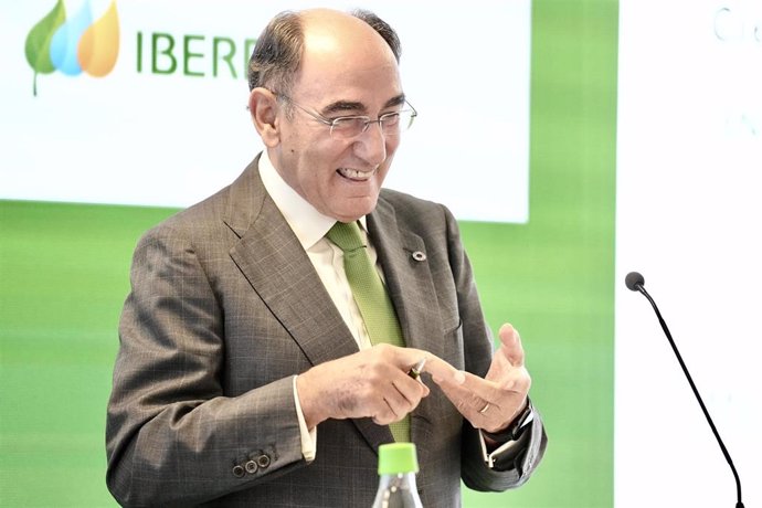 Archivo - El presidente de Iberdrola, Ignacio S.Galán, interviene durante un encuentro de Deusto Business Alumni, en Torre Iberdrola, a 15 de septiembre de 2022, en Bilbao, Vizcaya, Euskadi (España). El acto, organizado por Deusto Business Alumni en col