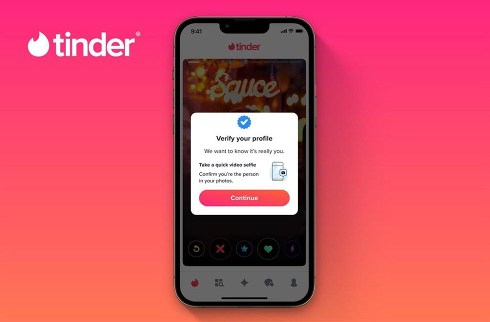 Tinder implementa un nuevo método de verificación con vídeo 'selfie'.