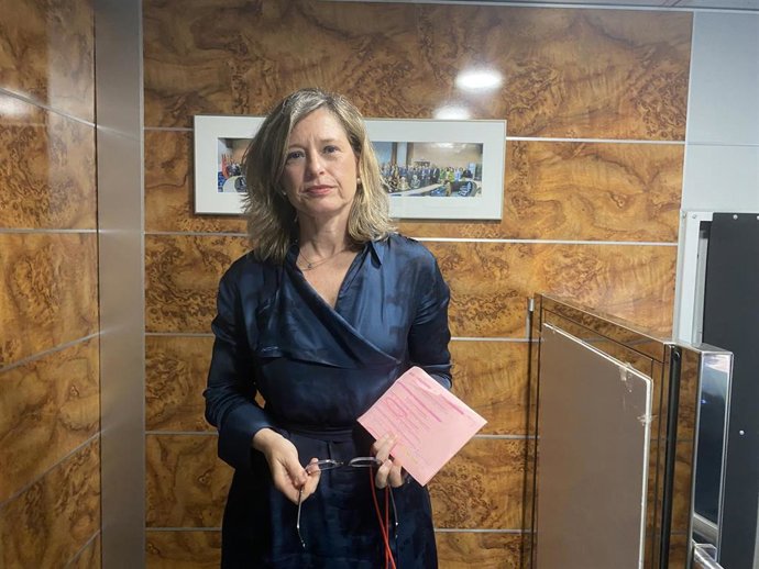 La presidenta de la CHE, María Dolores Pascual.