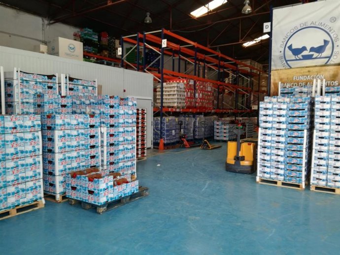 Archivo - Almacén del Banco de Alimentos en el Polígono de los Olivares.
