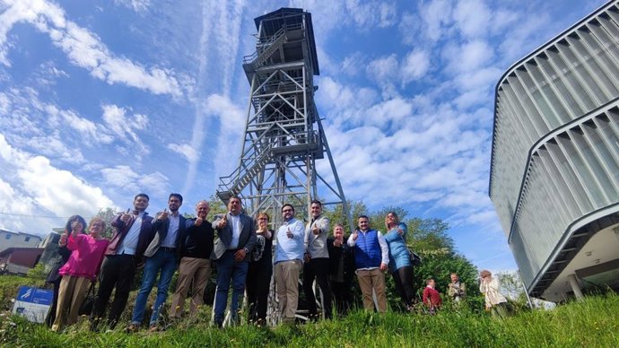 El candidato del PP a la presidencia del Principado, Diego Canga en la presentación de la candidatira del PP en San Martín del Rey Aurelio.