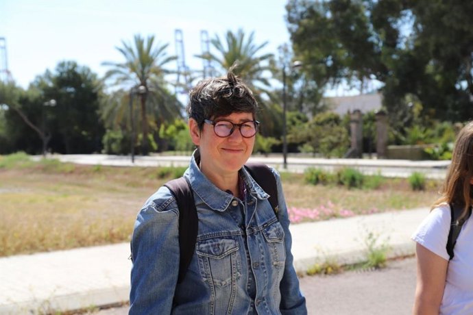 La candidata a la alcaldía de Valncia por Unides Podem-Esquerra Unida, Pilar Lima, visita La Punta
