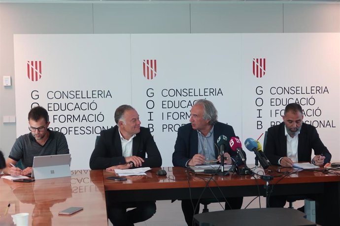 Presentación de la oferta formativa y principales novedades de formación profesional para el próximo curso 2023-2024.