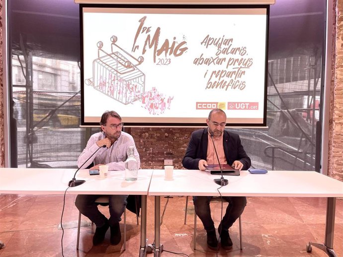 El secretario general de CC.OO. De Catalunya, Javier Pacheco, y el de UGT de Catalunya, Camil Ros