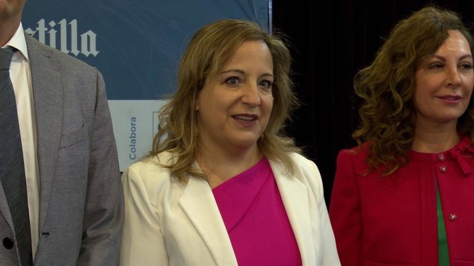 Archivo - La presidenta de los socialistas europeos, antes de participar en el Foro Económico de El Norte de Castilla.