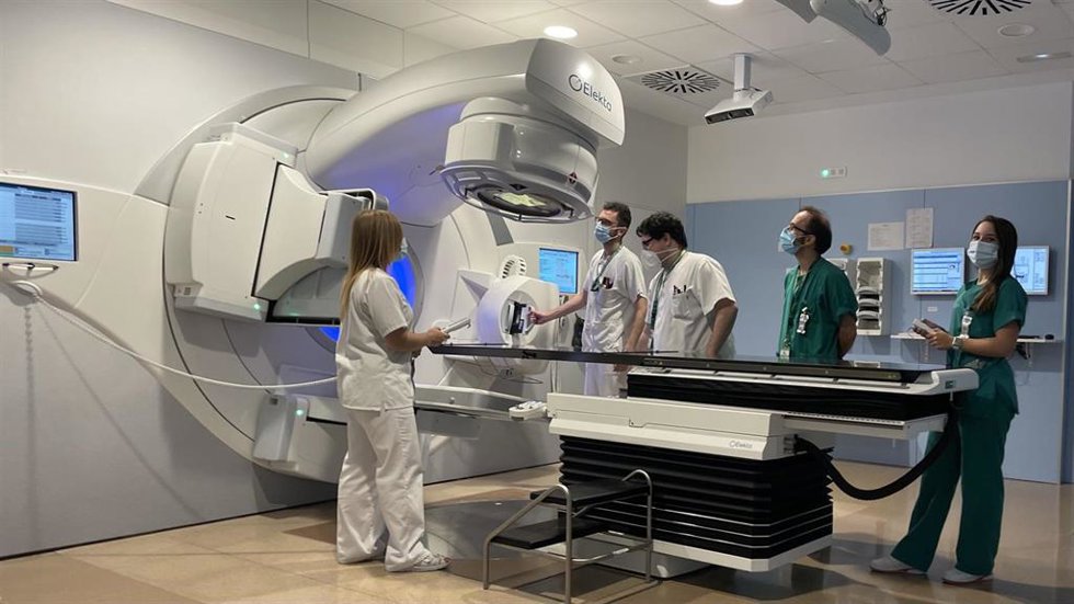 Imagen del actual LINAC del Hospital Universitario de Cáceres