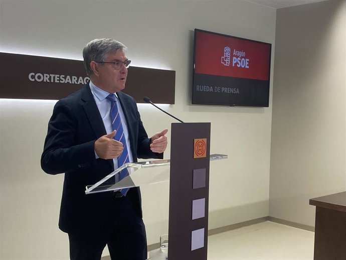 El portavoz del PSOE Aragón, Vicente Guillén.