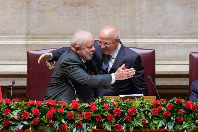 25 April 2023, Portugal, Lisbon: Brazilian President Luiz Inacio Lula da Silva (L) greets President of the Portuguese Parliament Augusto Santos Silva (R) during last day Brazilian President's official State Visit to Portugal. Photo: Bruno De Carvalho/SOPA
