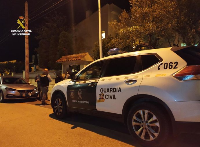 Imatge de la Gurdia Civil durant el dispositiu policial
