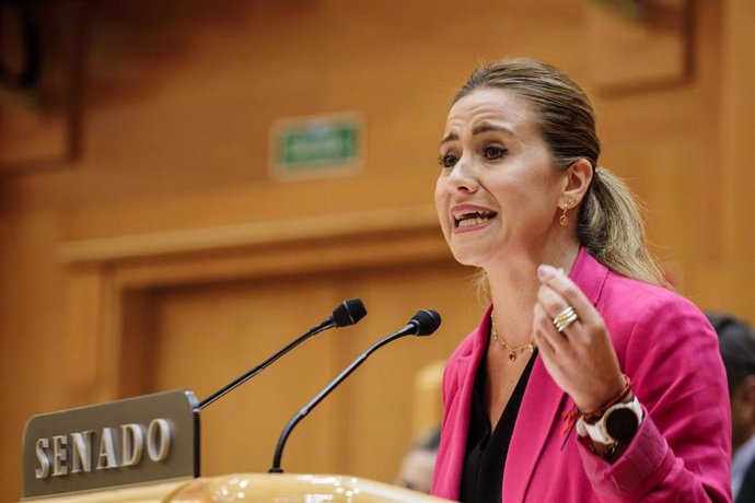 La senadora del PP Sofía Acedo Reyes interviene durante una sesión plenaria, en el Senado, a 26 de abril de 2023, en Madrid (España). .
