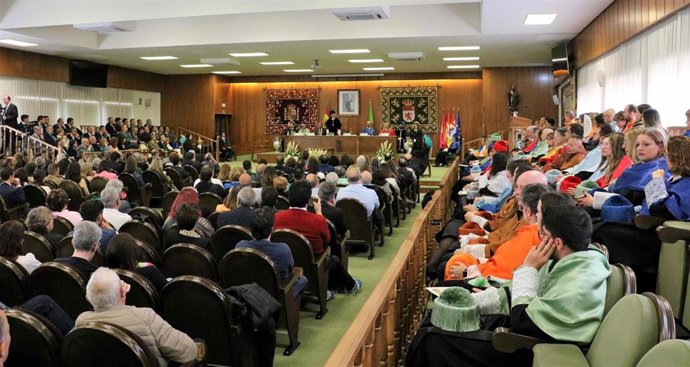 Ceremonia de celebración de San Isidoro de Sevilla, patrón de la Universidad de León.