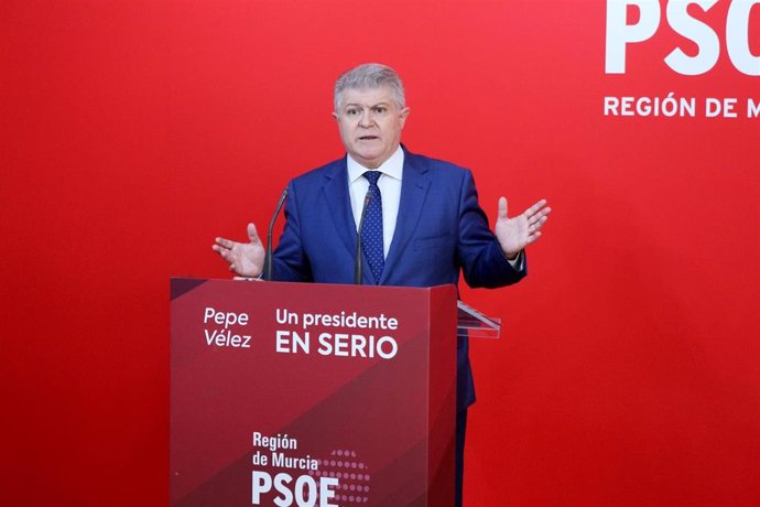 Archivo - El secretario general del PSOE de la Región de Murcia y candidato a las elecciones autonómicas, Pepe Vélez