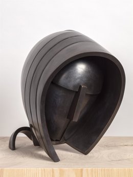 Archivo - Escultura 'Cabeza. Crónica del siglo XX (34). La Florentina', de Martín Chirino.