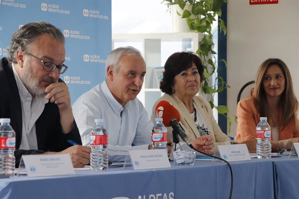 Presentación de la guia para salvaguardar los derechos de la infancia en los medios de comunicación.